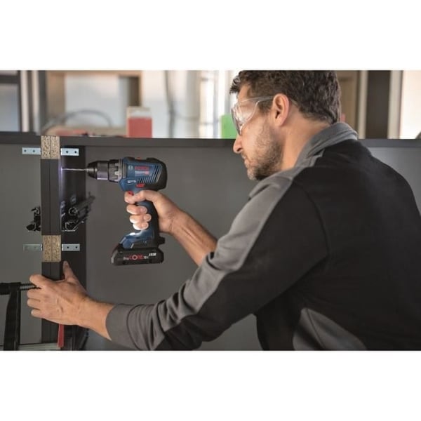 Bosch Professional GSR 18V-21 bore-/skruemaskine + 3 x 2,0Ah batterier + GAL 18V-20 oplader - 0615990L88