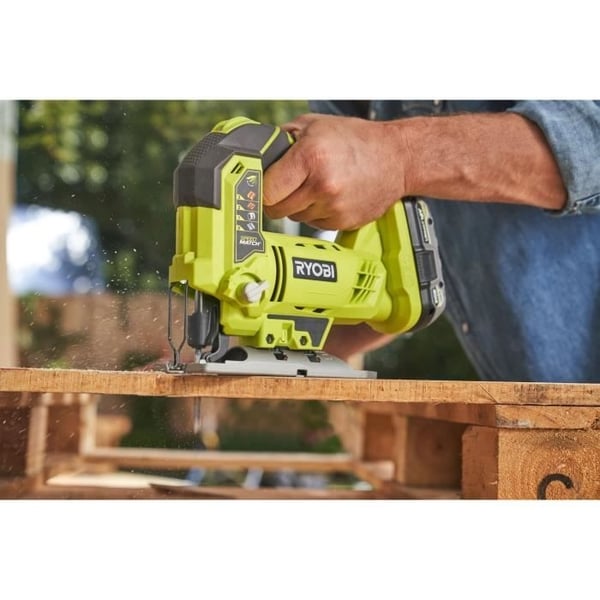 RYOBI 3 værktøjer: 1 R18DD3 bore-/skruemaskine + 1 115 mm sliber + 1 stiksav + 2 4 Ah & 2 Ah batterier + 1 oplader & 1 taske