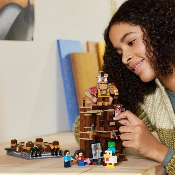 LEGO Minecraft 21272 Skovgårdens Ring - Byggesæt til Drenge fra 10 år