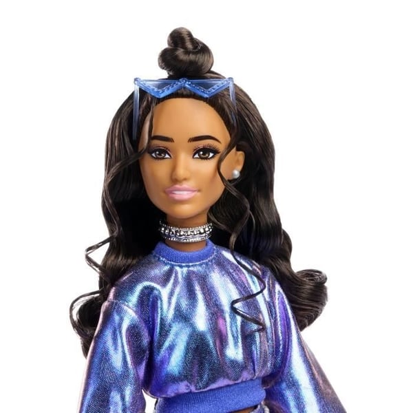 Barbie - Deluxe Style Dukke - Metallisk Blå Top og Nederdel - Brunette - Barbie - JFP42