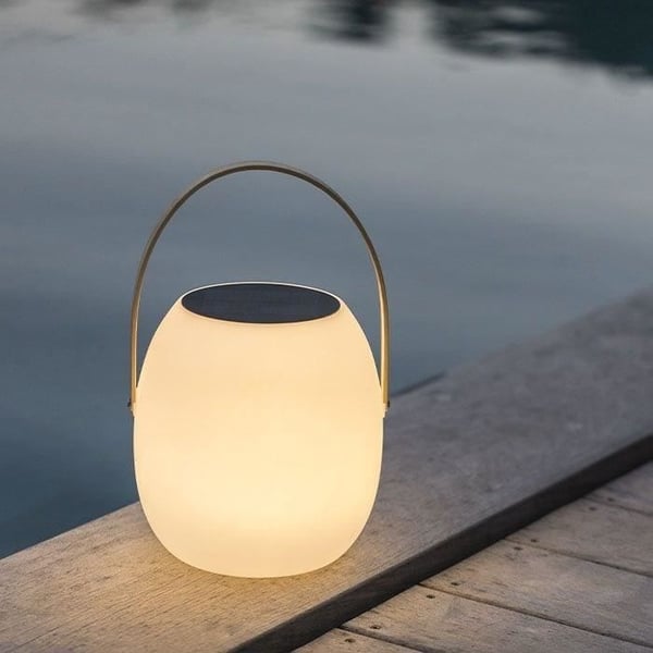 Bærbar solcellelampe - LUMISKY - JIMMY - hvid LED - H34 cm - USB-opladeport