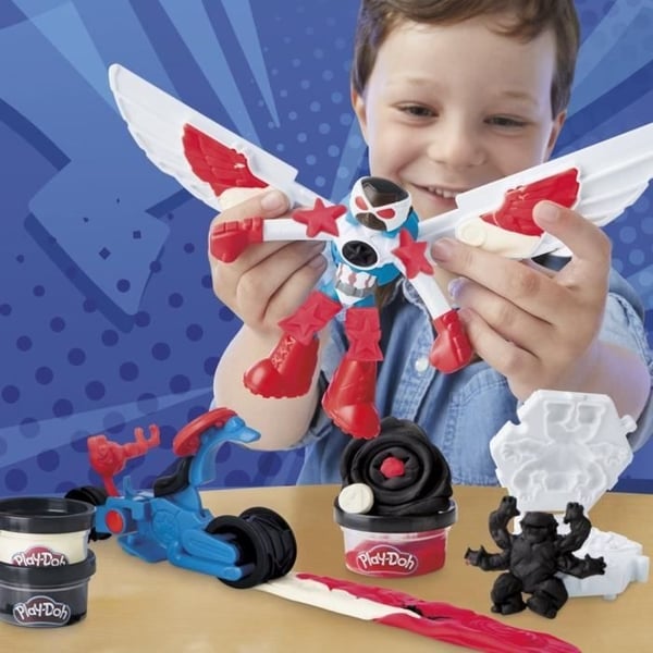 Play-Doh Captain America, Sharp motorcykelsæt med fleksibel figur, 3 tilbehør og modellervoks, fra 4 år, Marvel