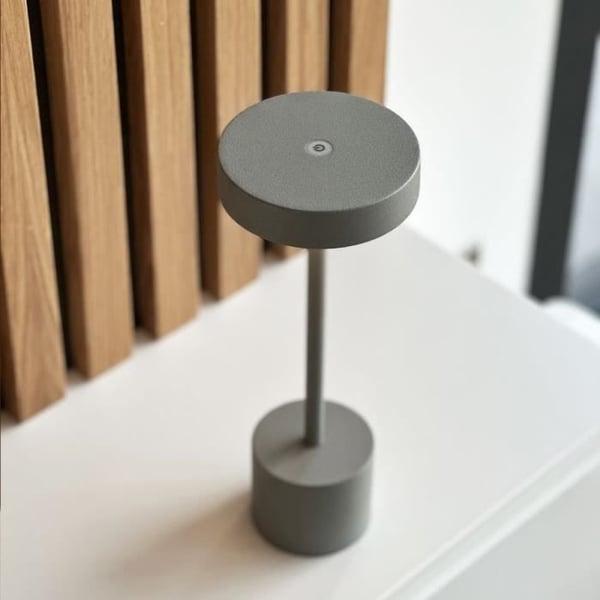 Trådløs bordlampe - LUMISKY - ROBY GREY - H30 cm - Touch i aluminium - Lysegrå - LED
