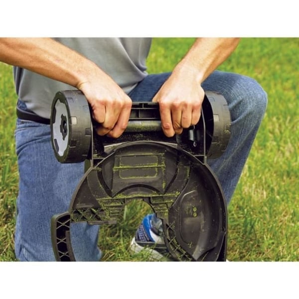 4-hjulet plæneklipperbase - BLACK + DECKER - CM100 - 28-30cm - Sort