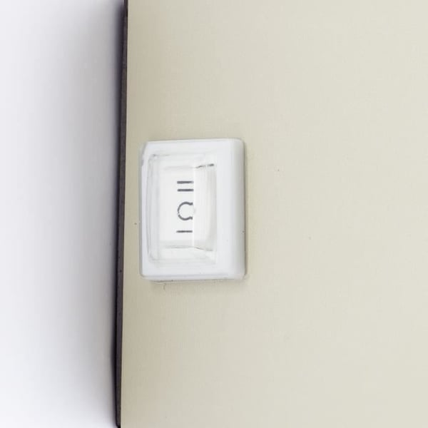 Magnetisk udendørs væglampe - ISEO - BRILLIANT - Genopladelig - Cremefarvet - LED - Detektor - 4W - 300lm - 3000K - USB