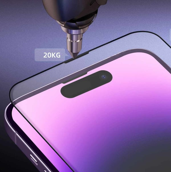 iPhone 15 Pro - läpinäkyvä kuori + täysin karkaistu suojalasi
