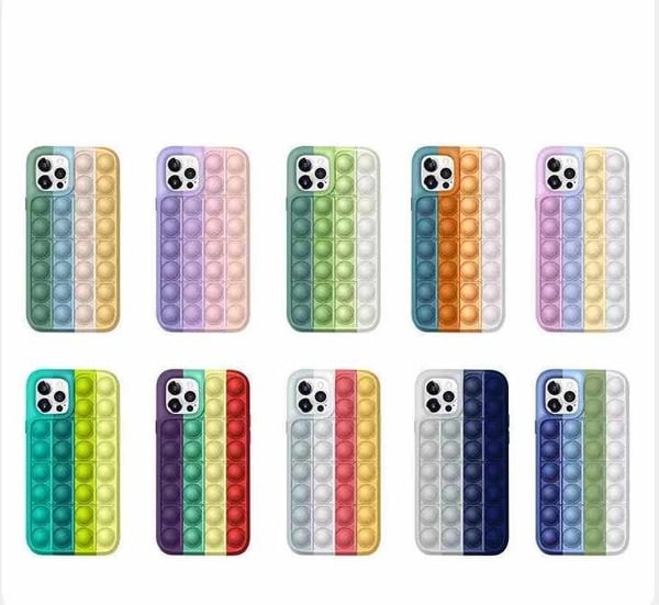 iPhone 11 / iPhone XR kuori - Pop-it Fidget Monivärinen