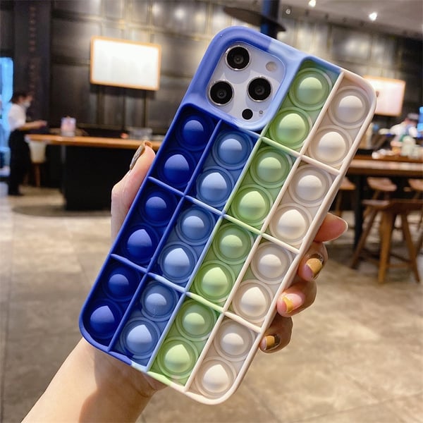 iPhone 11 / iPhone XR kuori - Pop-it Fidget Monivärinen