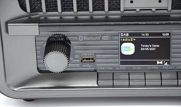 Roadstar Vintage line CD FM