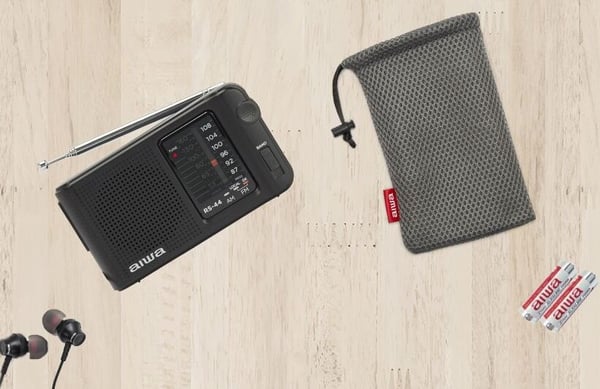 AIWA Fickradio med högtalare