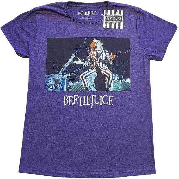 Beetlejuice Unisex T-Shirt: Sitting on a Tombstone (Large)