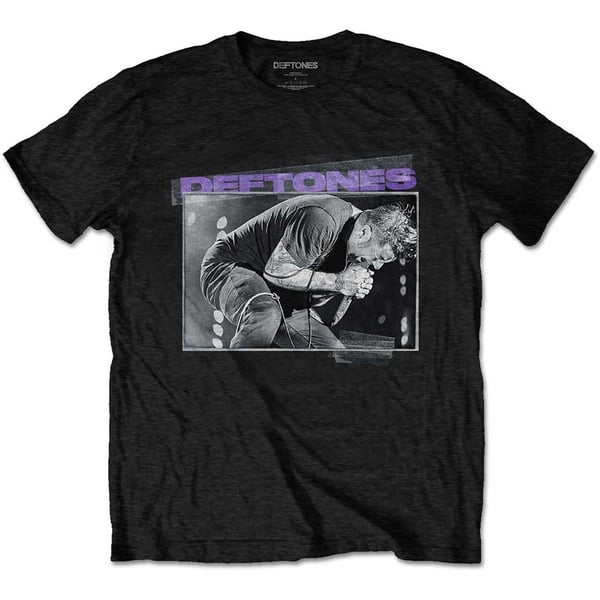 Deftones Unisex T-Shirt: Chino Live Photo (Medium)