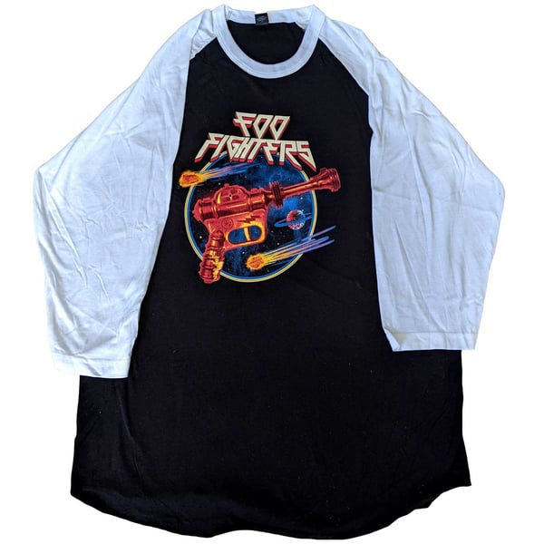 Foo Fighters Unisex Raglan T-Shirt: Ray Gun (Ex-Tour) (Large)