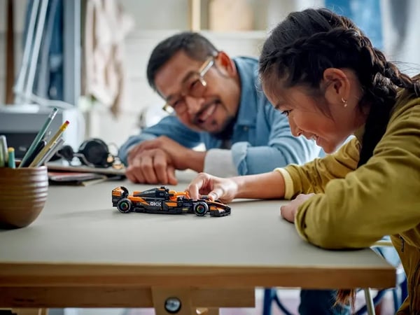Lego Speed 77251 McLaren F1® Team MCL38 racerbil