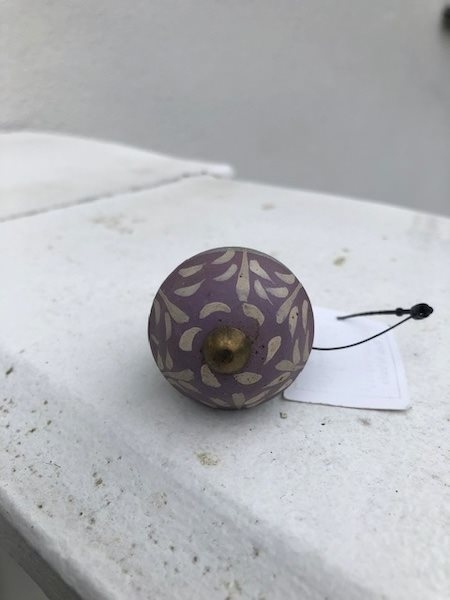 Pyöreä nuppi, violetti