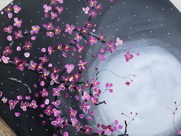 “Blomster ved Månen” – Et enkelt, poetisk kunstværk