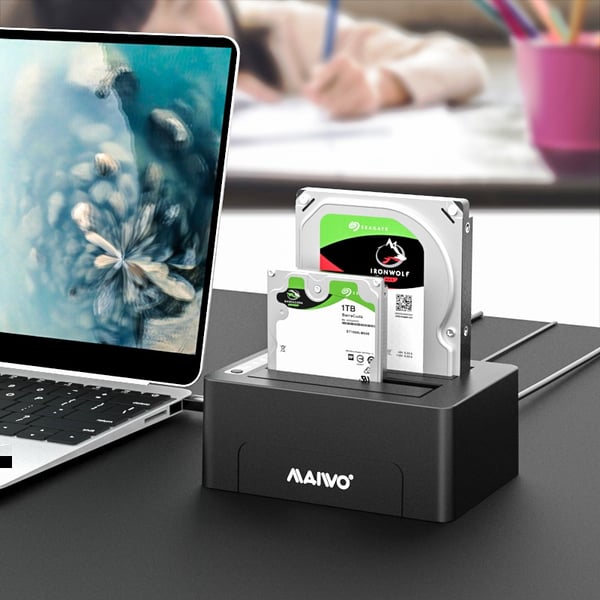 Maiwo K3082C USB C 3.1 Gen2 10Gbps Docking Station for 2.5 3,5 SATA HDD SSD Opptil 20TB med støtte for BEASP, Støtte for Sataiii 6Gbps