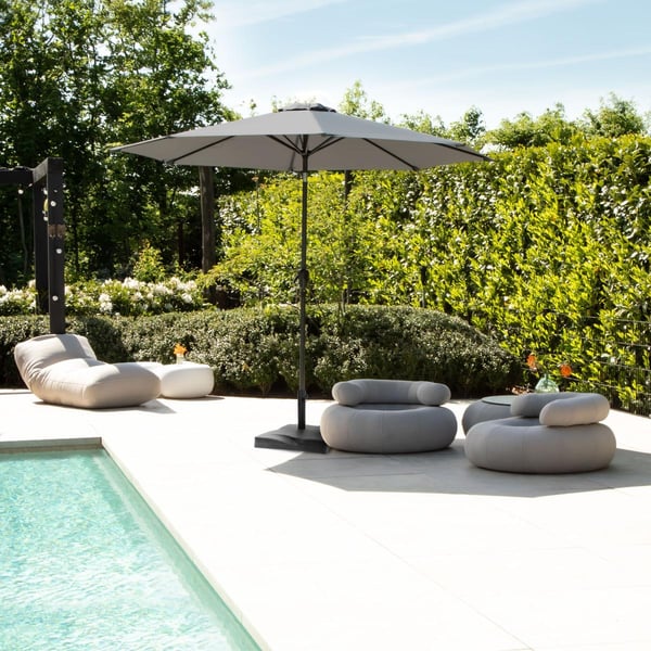 VONROC Premium Stangparasol Recanti Ø300cm - inkl. □ Betonfod og overtræk - rund | Grå
