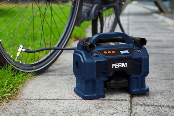 FERM CRM1054 - Bærbar Akku Kompressor - 20V