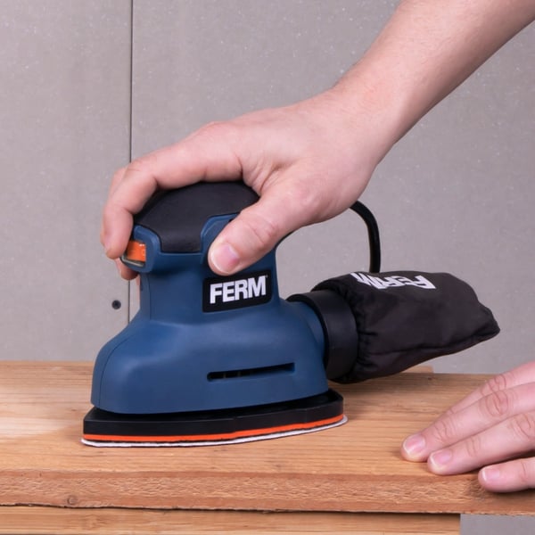FERM PSM1039 Sliber – 140W trekantet slibemaskine - 12.500/min, ergonomisk, støvopsamling, inkl. 3 slibepapirer