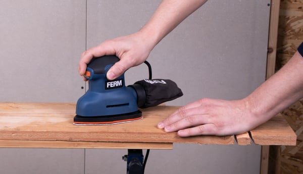 FERM PSM1039 Sliber – 140W trekantet slibemaskine - 12.500/min, ergonomisk, støvopsamling, inkl. 3 slibepapirer