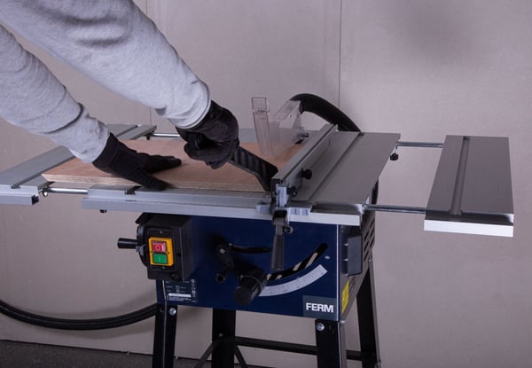 FERM TSM1033 Savbord - 1800W - DIY