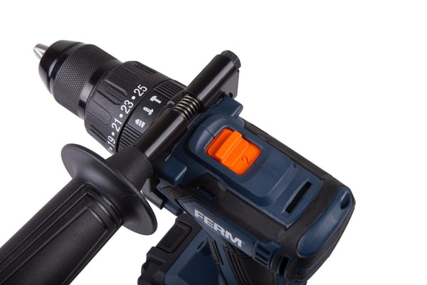 FERM CDM1138 Batteridrevet slagboremaskine 20V - børsteløs - Inkl. 2x 2.0Ah batteri - DIY