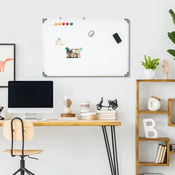 Rootz Whiteboard - Magnettavle - Notetavle - Inklusiv tilbehør - 4 kuglepenne - 1 svamp - 10 magneter - Aluminiumsramme - Hvid + Sølv - 90L x 1,8B x 6