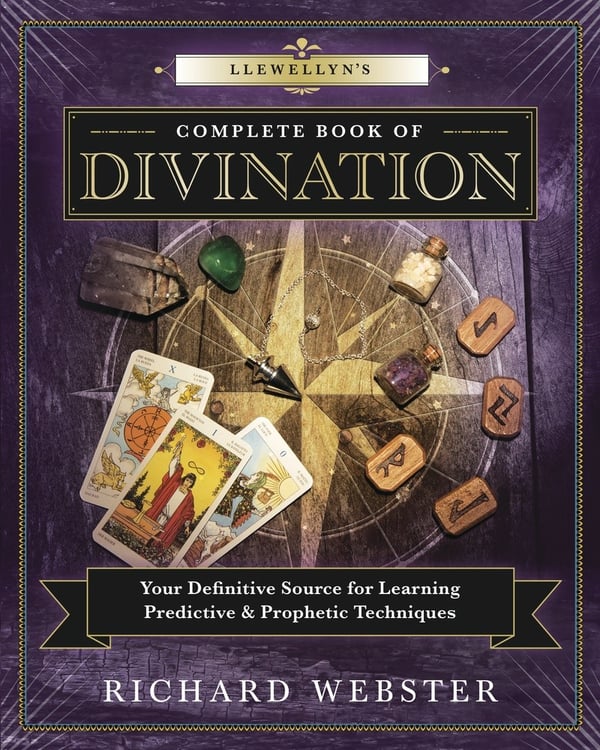 Llewellyns complete book of divination 9780738751757