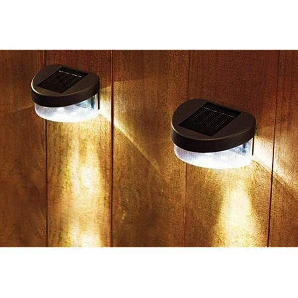 Solcelle-LED-lampe til veggen (fås i svart og hvit)