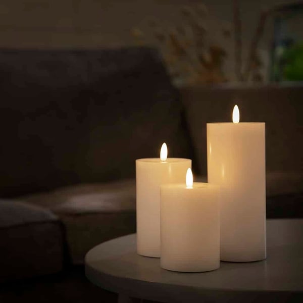 LED stearinlys - 1 stk. - ø10 x 15 cm - m/3D flamme - (flere farger)
