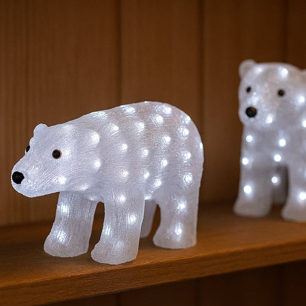 Akryl Isbjørn - Høyde 29 cm med LED-lys -