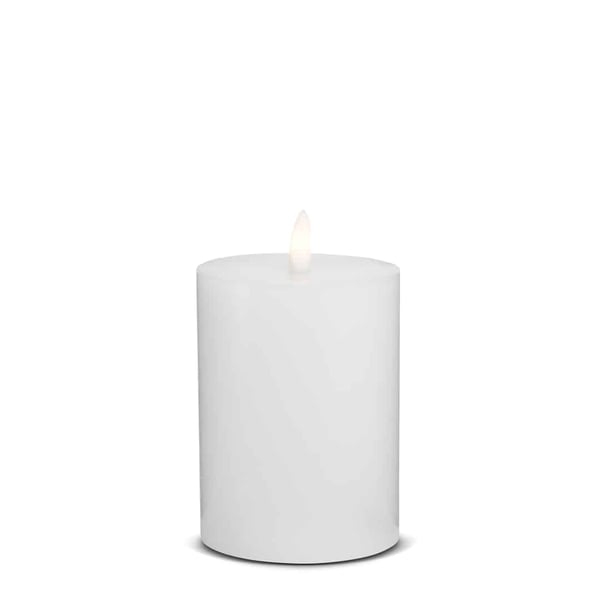 LED stearinlys – 1 stk. – ø7,5 x 12,5 cm – m/3D flamme – (flere farger)