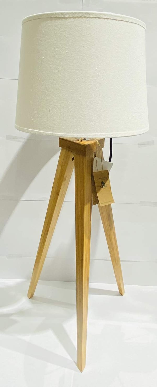 Lampe bord træ Hvid skærm 49 cm