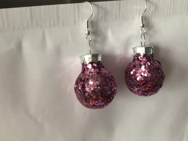 Silver Örhängen till Jul / Christmas - Rosa Glittriga Julkulor