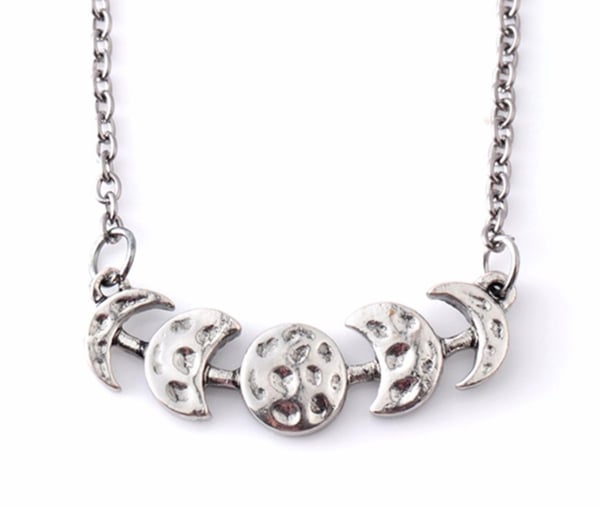 Choker Måne Wicca Halvmåne Månfas Triple Moon Pagan