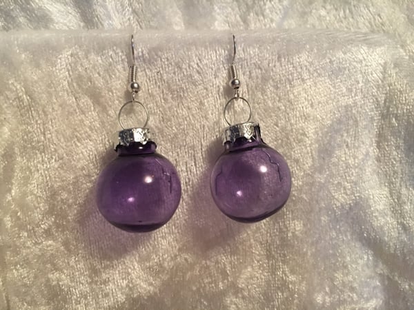 Silver Örhängen till Jul/Christmas - Lila Genomskinliga Julkulor