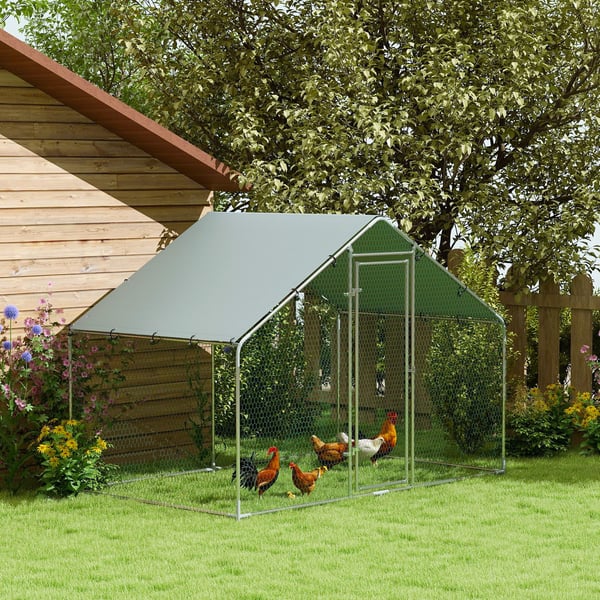 Chicken Run, 300x170x190 cm, Sølv