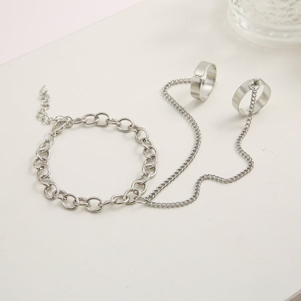 Elegant fingerringarmbånd med to ringer - Trendy og stilige smykker for kvinner Silver