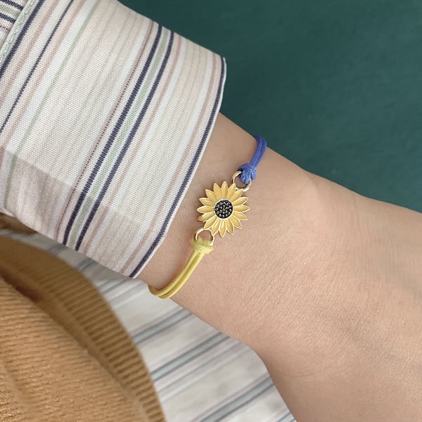 Makramé armbånd i ukrainske farger MultiColor