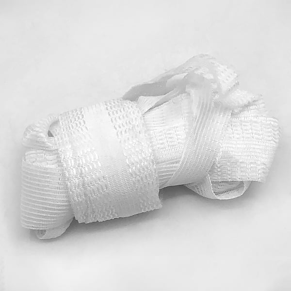 Strygbart kantbånd White 5 m