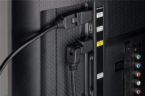 High Speed HDMI™ 360° -kaapeli Ethernetillä