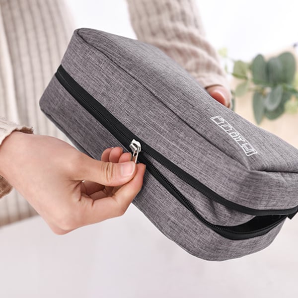 Necessär med Rem Grey