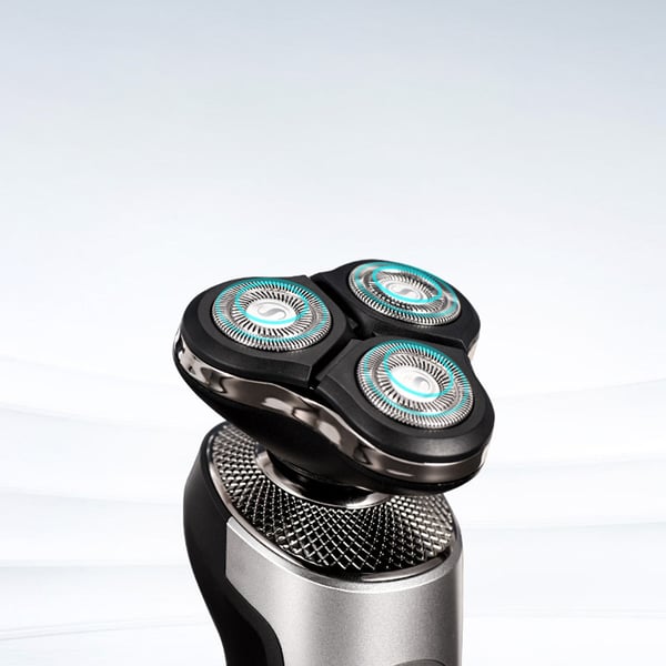 Elektrisk barbermaskin med roterende 3D barberblad Silver