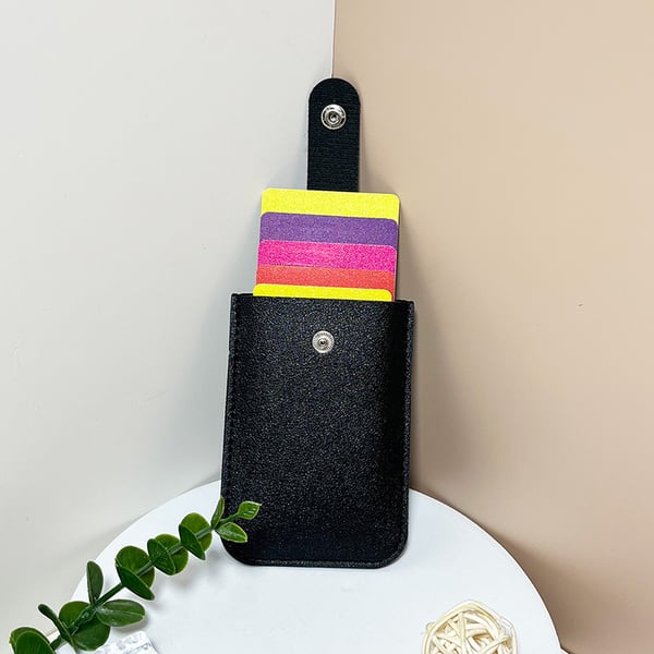 Uttrekkbar kortholder med trykknapp Black
