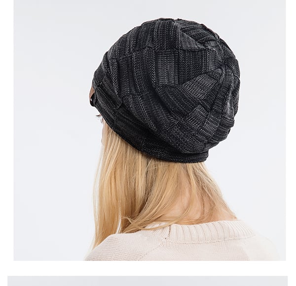Stickad Vintermössa Black