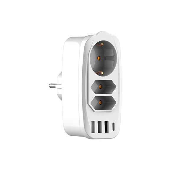 7 i 1 EU-Kontaktadapter med USB A/Typ C-Portar
