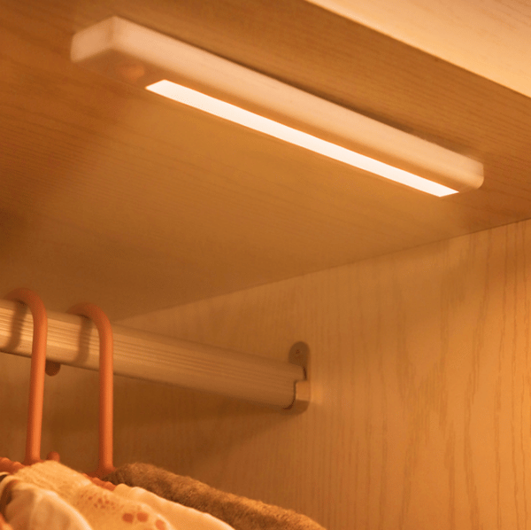 LED lyslist med bevegelsessensor, 23,6 CM Underskap Kjøkkenlys WarmWhite 4-pack