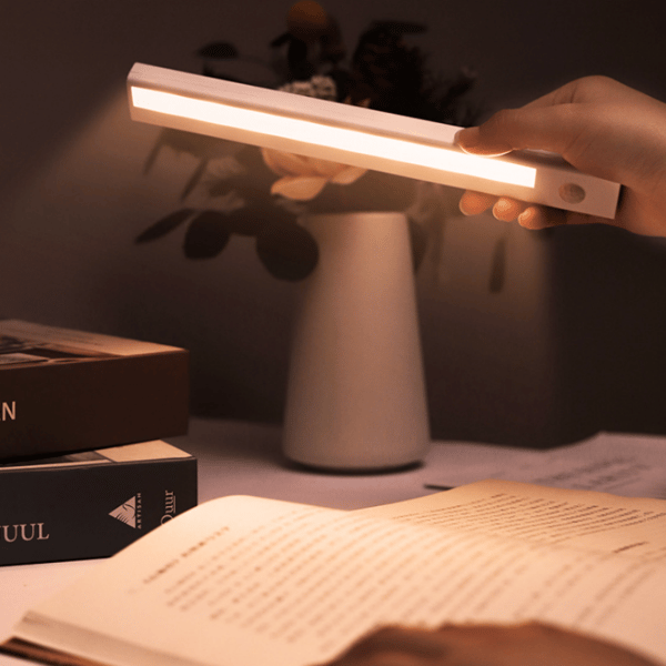 LED lyslist med bevegelsessensor, 23,6 CM Underskap Kjøkkenlys WarmWhite 4-pack