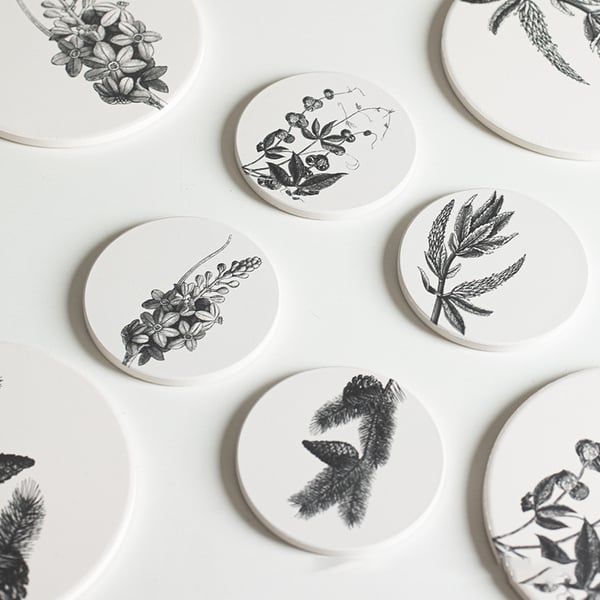 Coasters Dekkeunderlag Varmebestandige vannabsorberende pads med Coaster Holder leaves 5-Pack